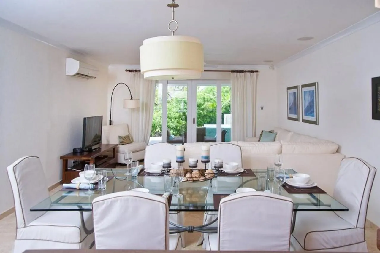 Hébergement de vacances Villa Ocean View Townhouse With Plunge Pool - Palisades 6A Townhouse à Christ Church